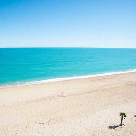 M14 - Marcelli, Quadrilocale Fronte Mare Con Terrazzo *