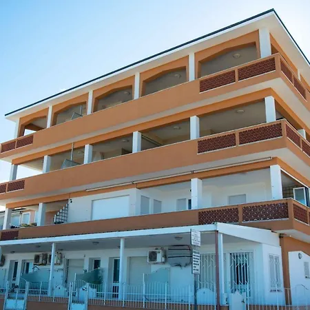 M14 - Marcelli, Quadrilocale Fronte Mare Con Terrazzo Apartamento