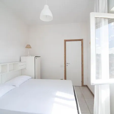 M14 - Marcelli, Quadrilocale Fronte Mare Con Terrazzo Marcelli